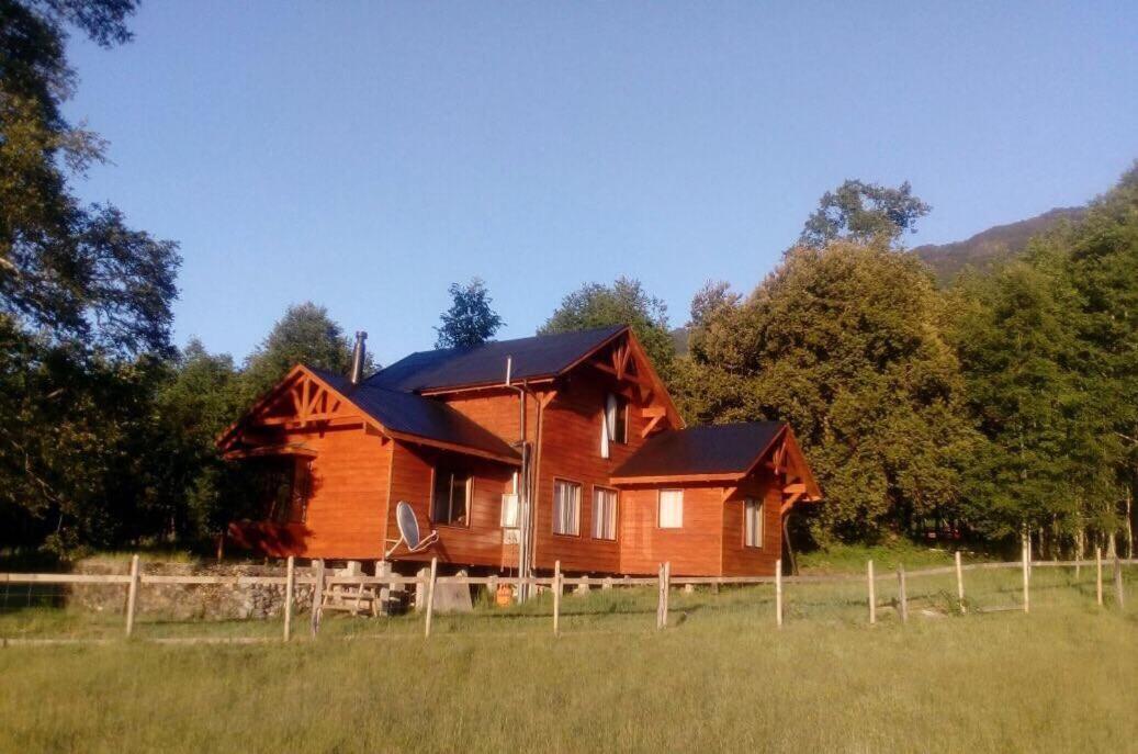 Cabanas Los Canelos Hermosa Granja En פוקון מראה חיצוני תמונה
