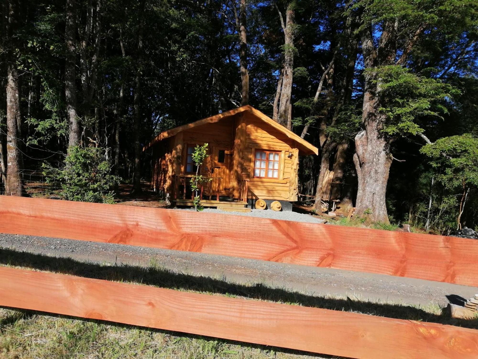Cabanas Los Canelos Hermosa Granja En פוקון מראה חיצוני תמונה